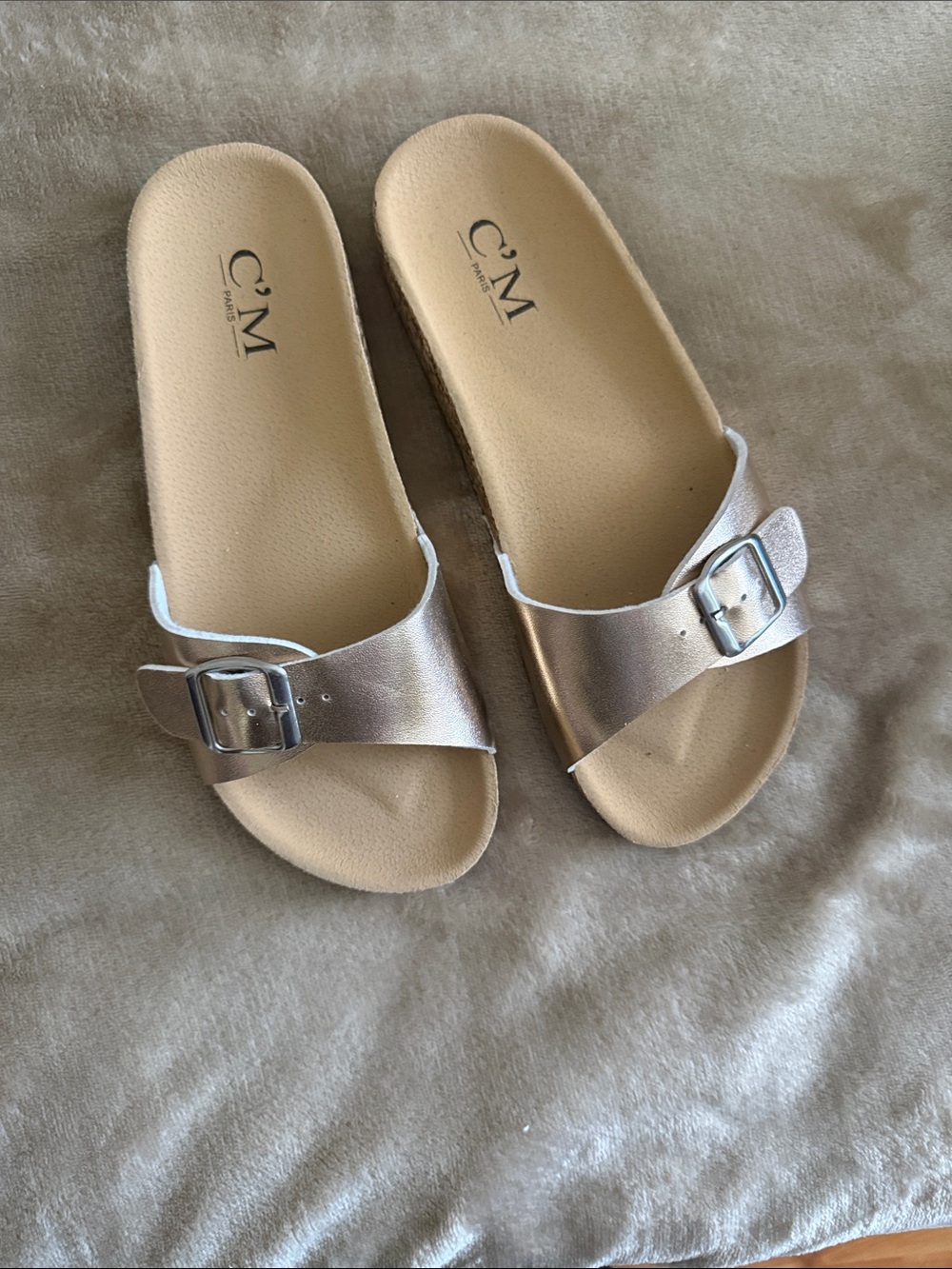NEW Gold Slippers w Buckle size 39/8